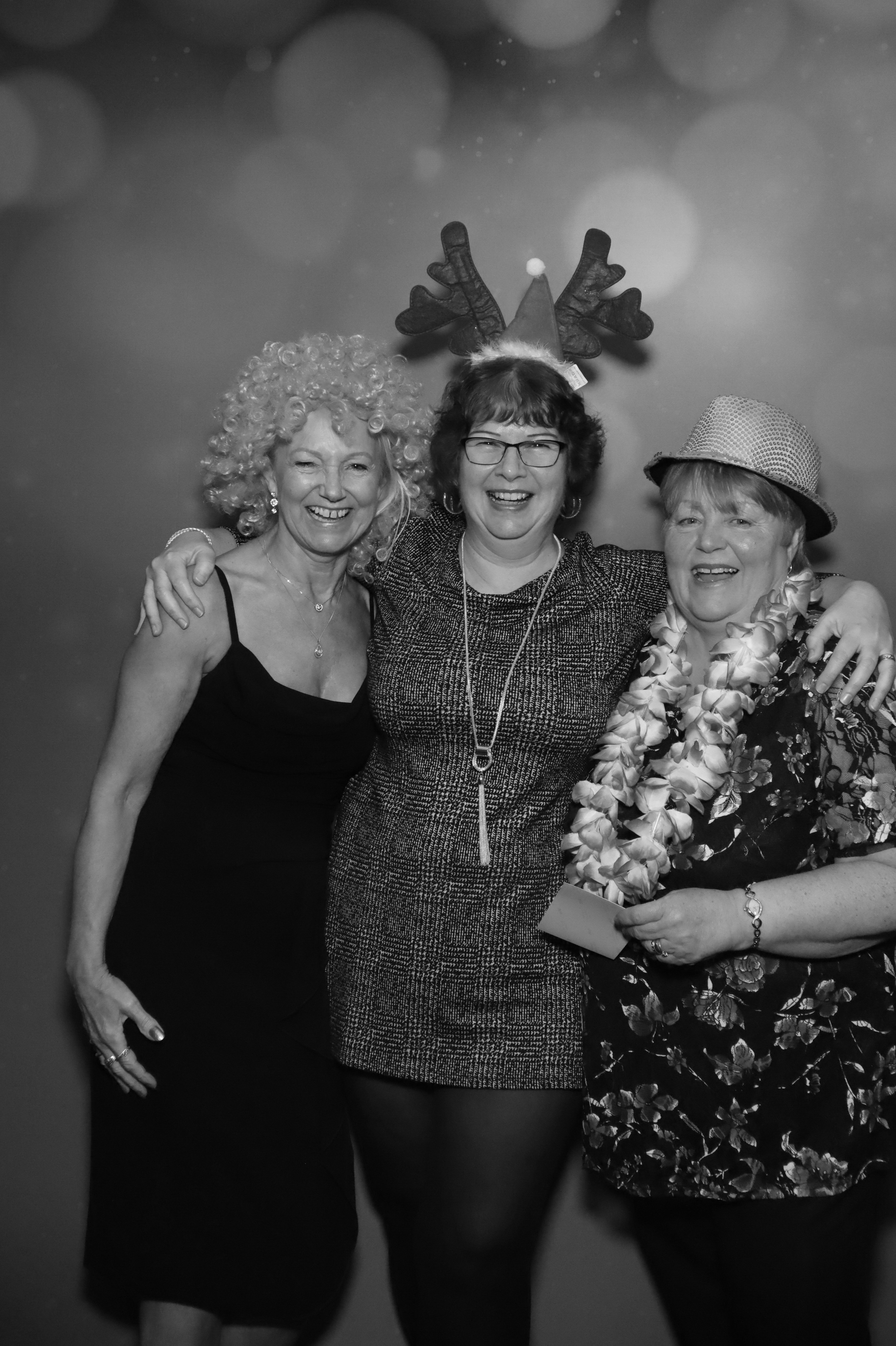 IXYS Christmas Party 2018 | View more photos from the event at gallery.myphotoboothexperience.co.uk/u/MyPhotoBoothExperienceLtd/IXYS-Christmas-Party-2018